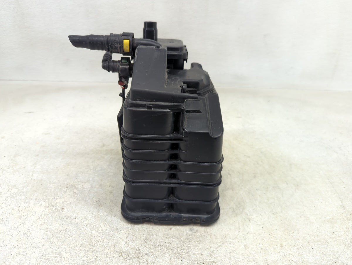 2015 Chevrolet Impala Fuel Vapor Charcoal Canister 1389856 - Oemusedautoparts1.com