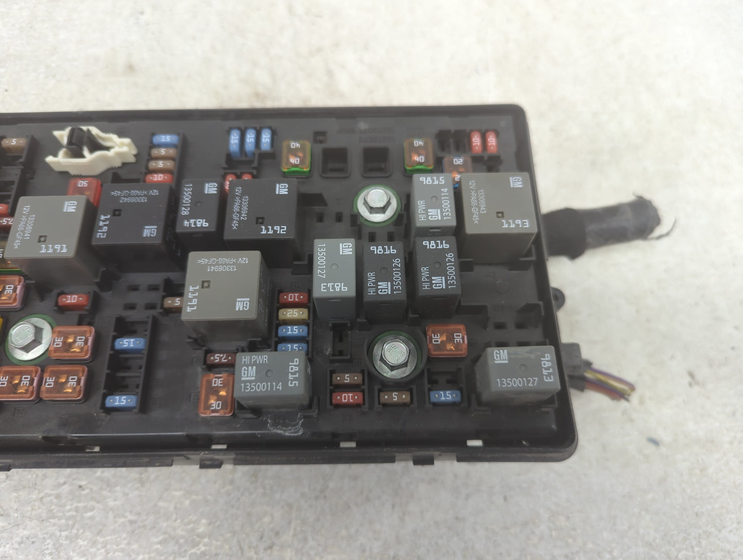 2015 Chevrolet Impala Fusebox Fuse Box Panel Relay Module P/N:812461952 Fits OEM Used Auto Parts - Oemusedautoparts1.com