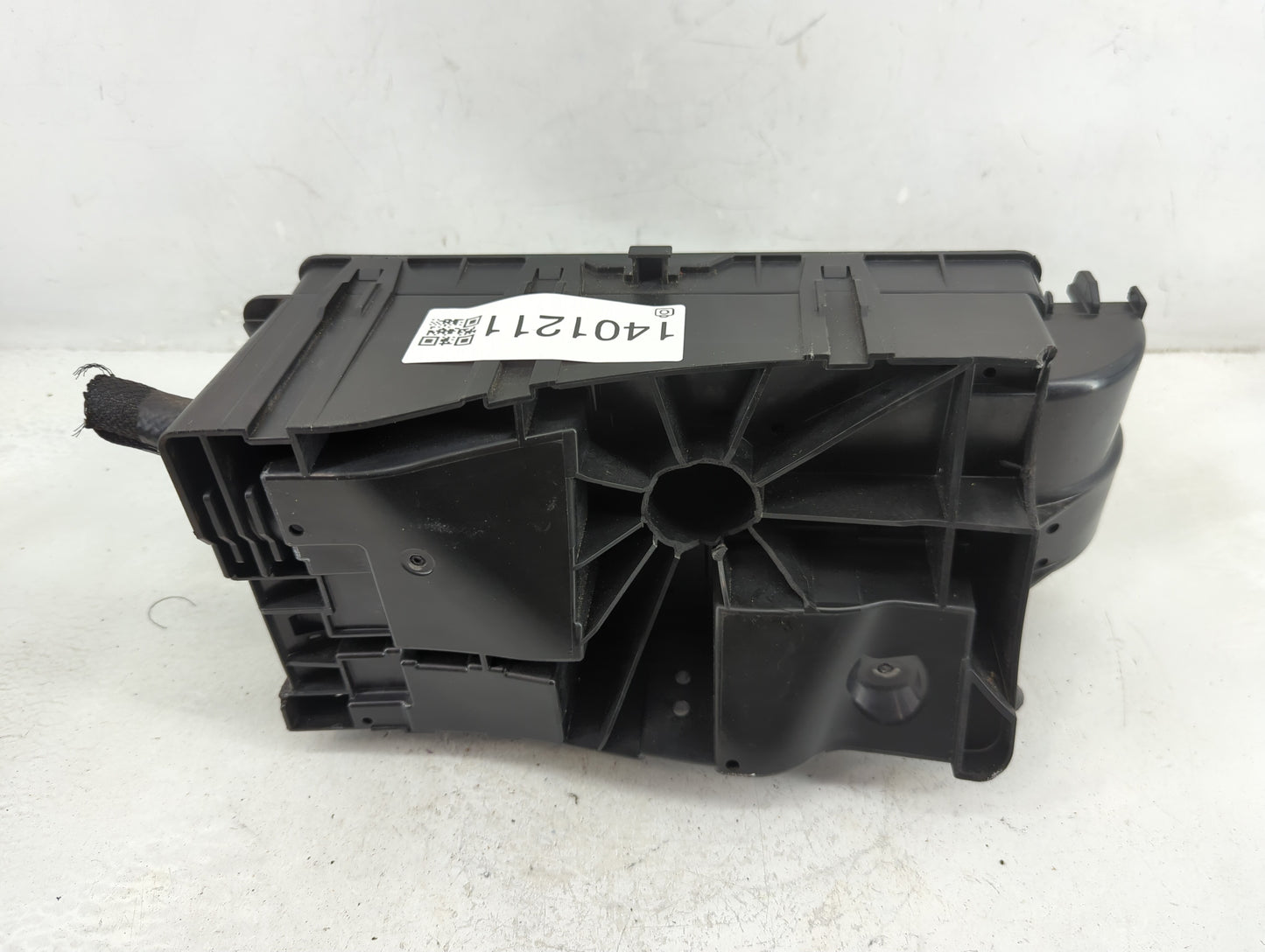 2015 Chevrolet Impala Fusebox Fuse Box Panel Relay Module P/N:812461952 Fits OEM Used Auto Parts - Oemusedautoparts1.com
