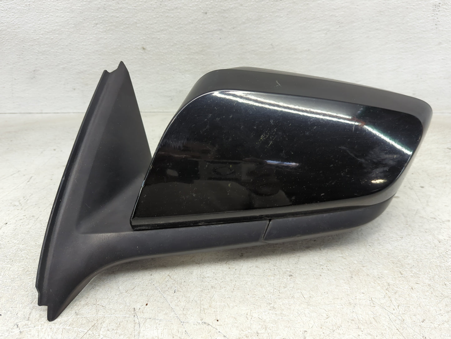 2014-2020 Chevrolet Impala Driver Side View Mirror - Left Door Mirror OEM Used - Oemusedautoparts1.com