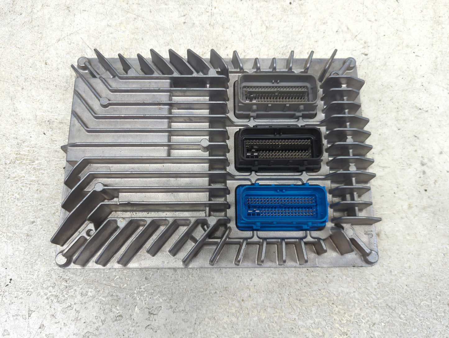 2015 Chevrolet Impala PCM Engine Control Computer ECU ECM PCU OEM P/N:12664220 12653998 Fits OEM Used Auto Parts - Oemusedau