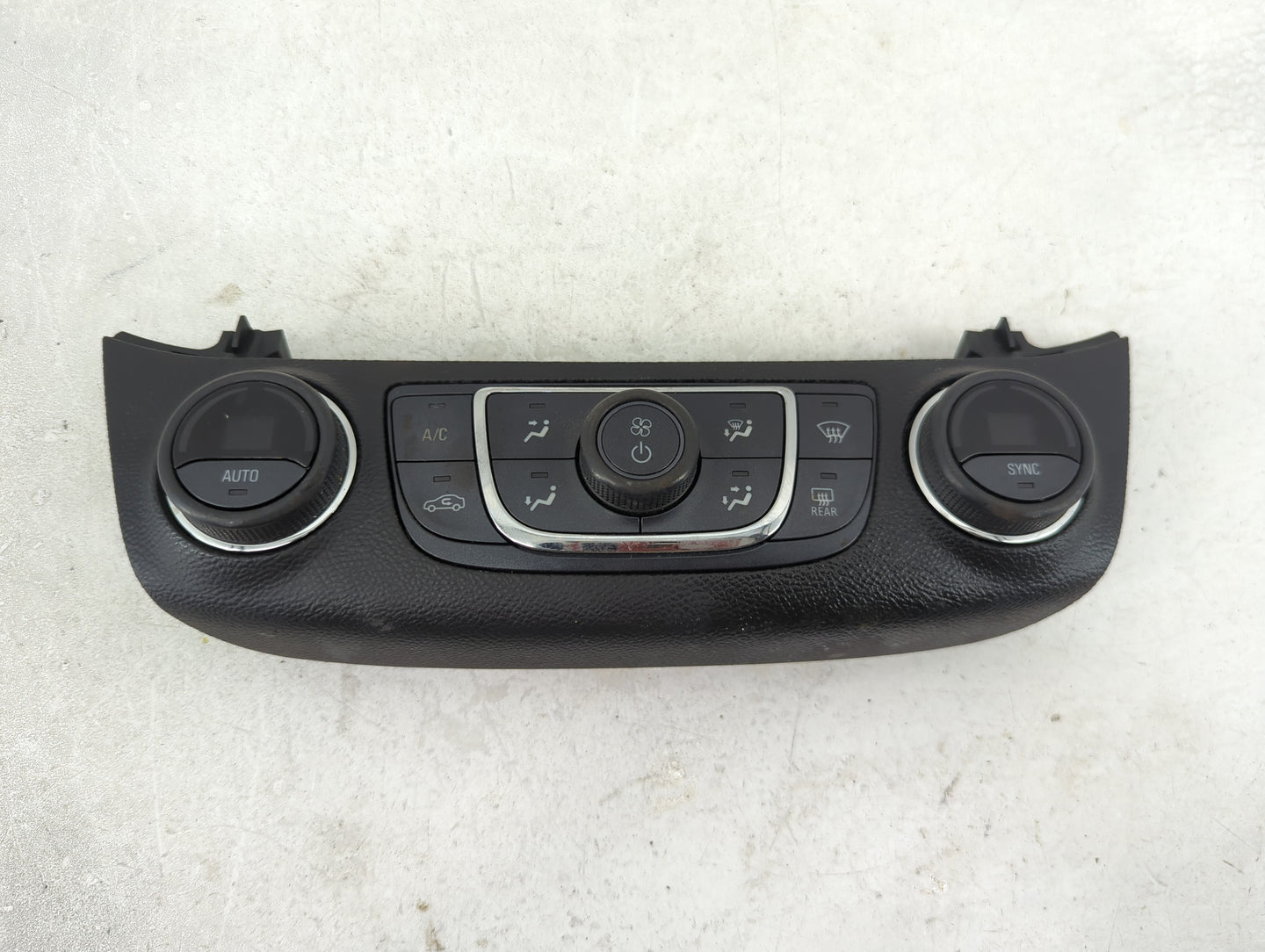 2014-2020 Chevrolet Impala Climate Control Module Temperature AC/Heater Replacement P/N:QFGM207A SBB250528 Fits OEM Used Aut