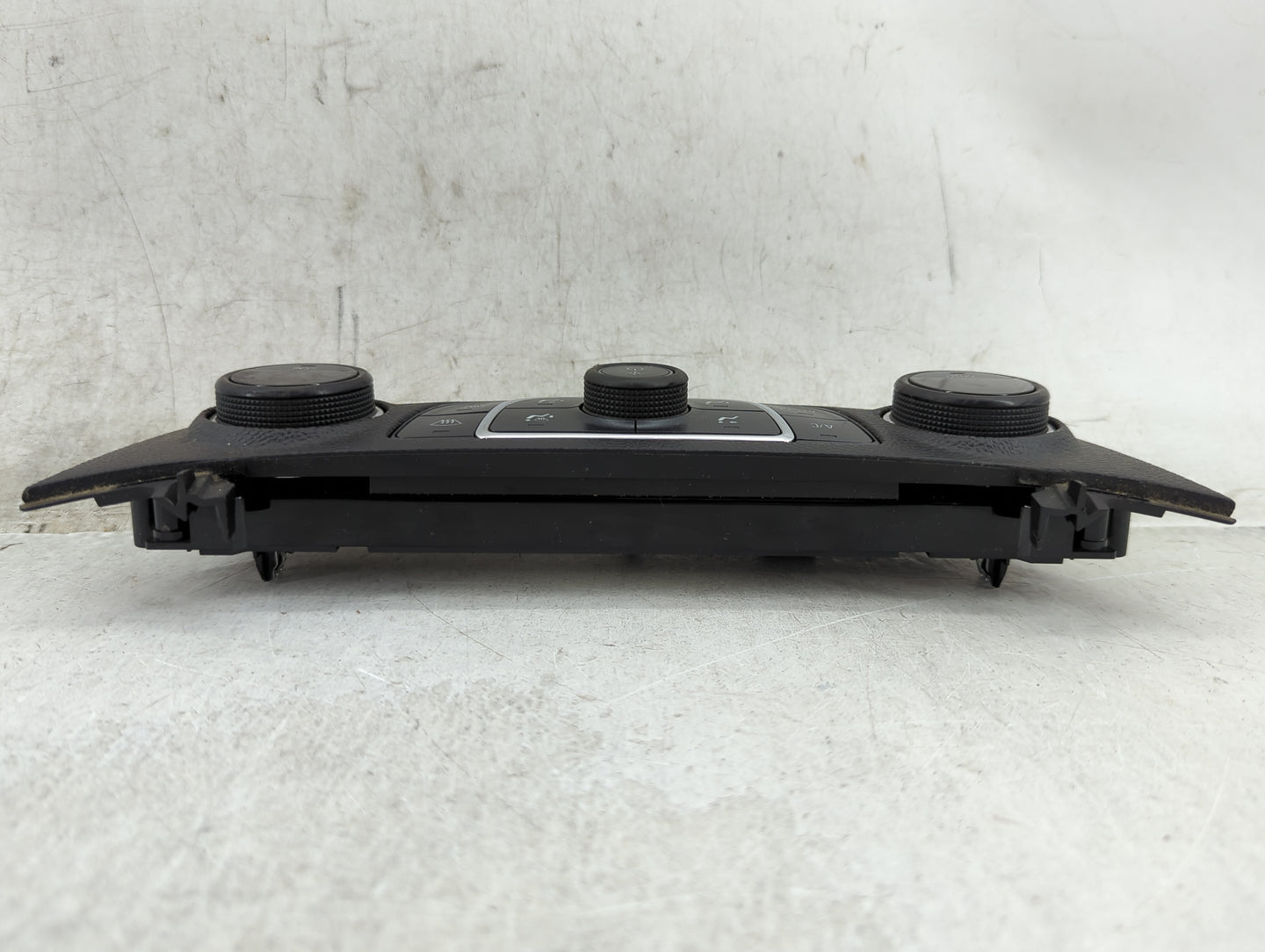 2014-2020 Chevrolet Impala Climate Control Module Temperature AC/Heater Replacement P/N:23453509 Fits OEM Used Auto Parts - 