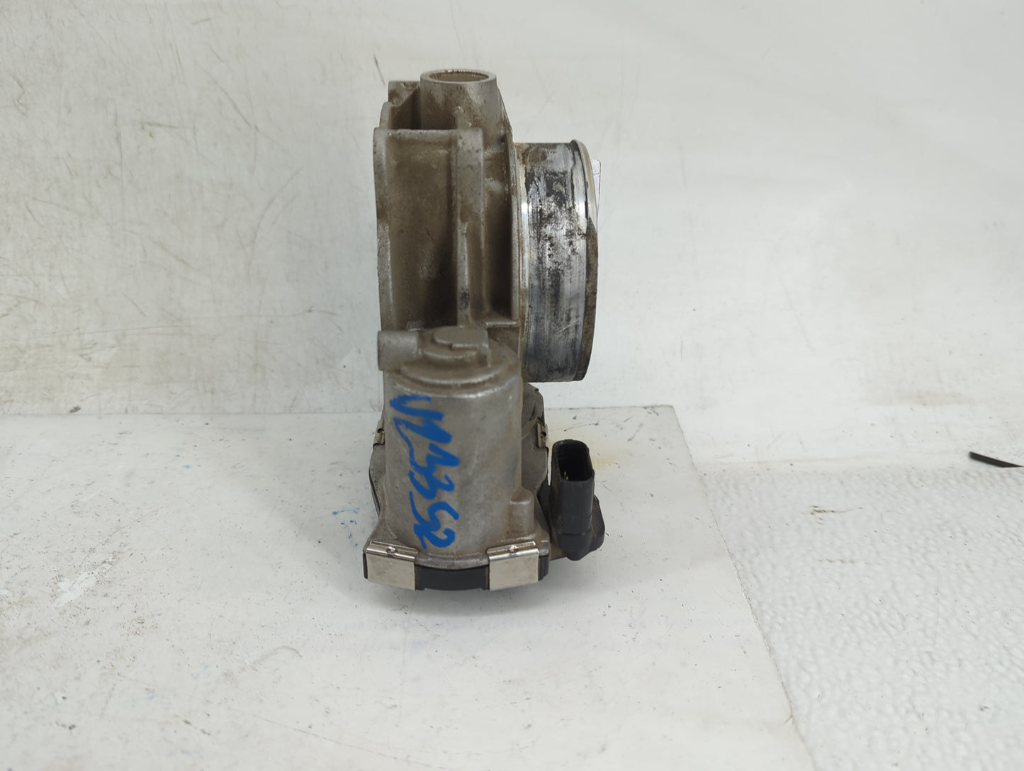 2012-2020 Chevrolet Impala Throttle Body P/N:12632172BA Fits Fits 2012 2013 2014 2015 2016 2017 2018 2019 2020 2021 2022 OEM