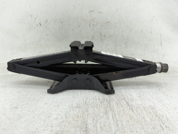 2015 Chevrolet Impala Spare Scissor Car Jack - Oemusedautoparts1.com