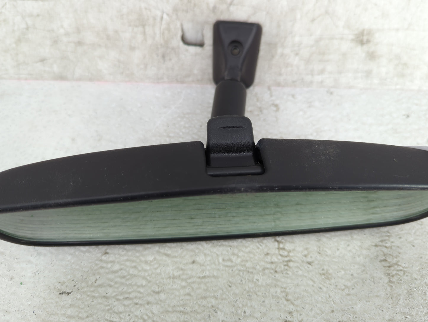 2015 Chevrolet Impala Interior Rear View Mirror Replacement OEM Fits OEM Used Auto Parts - Oemusedautoparts1.com