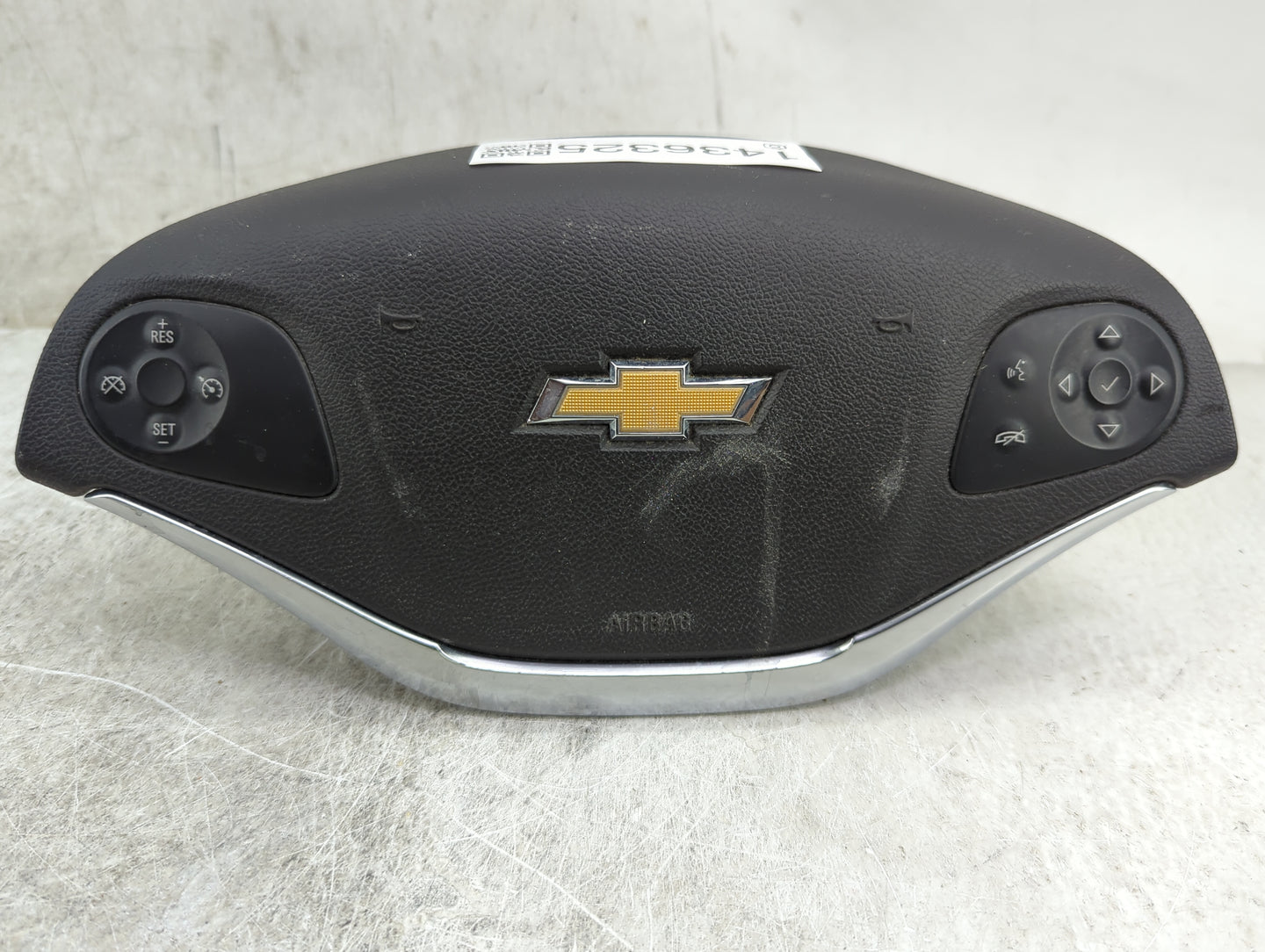 2015 Chevrolet Impala Air Bag Driver Left Steering Wheel Mounted P/N:D10.2G46 0589-P1-0037, 34129999C Fits OEM Used Auto Par