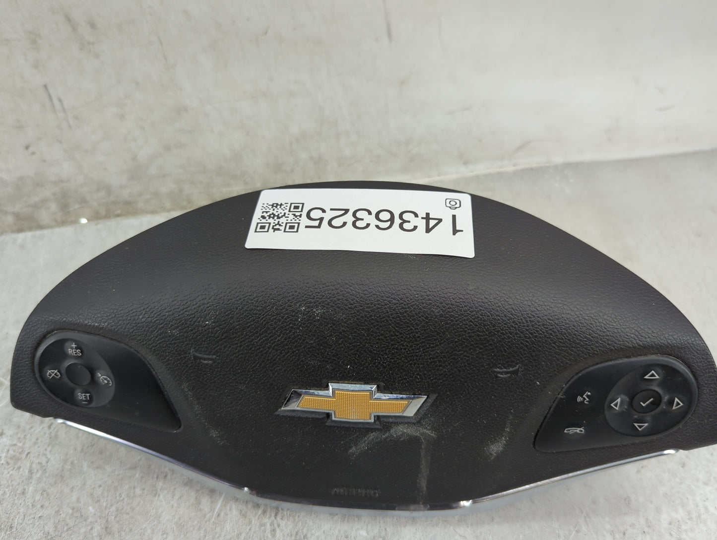 2015 Chevrolet Impala Air Bag Driver Left Steering Wheel Mounted P/N:D10.2G46 0589-P1-0037, 34129999C Fits OEM Used Auto Par