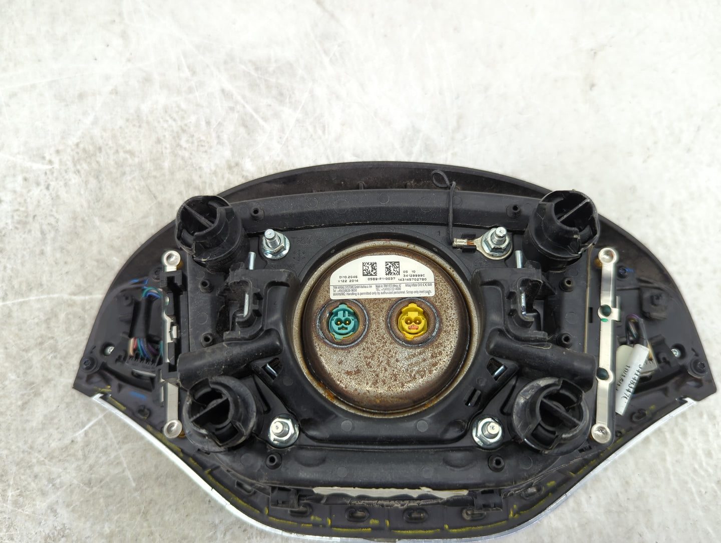 2015 Chevrolet Impala Air Bag Driver Left Steering Wheel Mounted P/N:D10.2G46 0589-P1-0037, 34129999C Fits OEM Used Auto Par