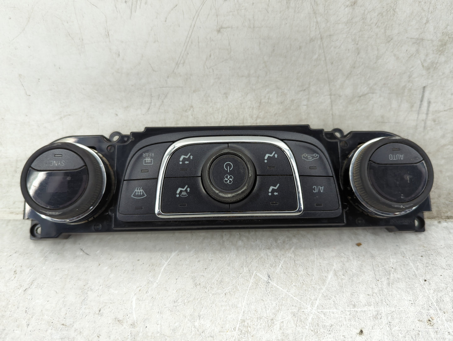 2015 Chevrolet Impala Climate Control Module Temperature AC/Heater Replacement P/N:23453509 QFGM207A, 7370200000000X Fits OE