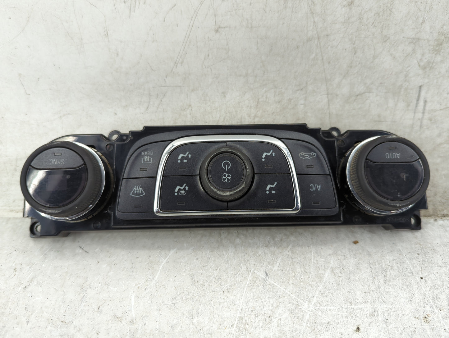 2015 Chevrolet Impala Climate Control Module Temperature AC/Heater Replacement P/N:23453509 QFGM207A, 7370200000000X Fits OE