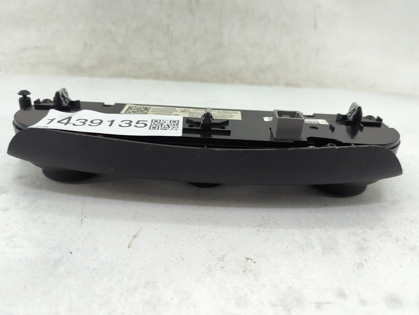 2014-2020 Chevrolet Impala Climate Control Module Temperature AC/Heater Replacement P/N:23453509 Fits OEM Used Auto Parts - 