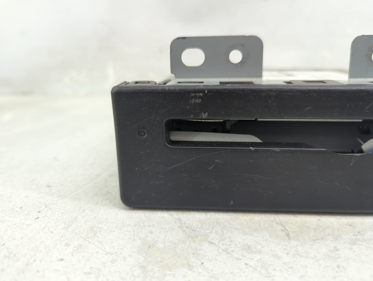2014-2017 Chevrolet Impala Radio AM FM Cd Player Receiver Replacement P/N:13594480 TG5 Fits Fits 2014 2015 2016 2017 OEM Use