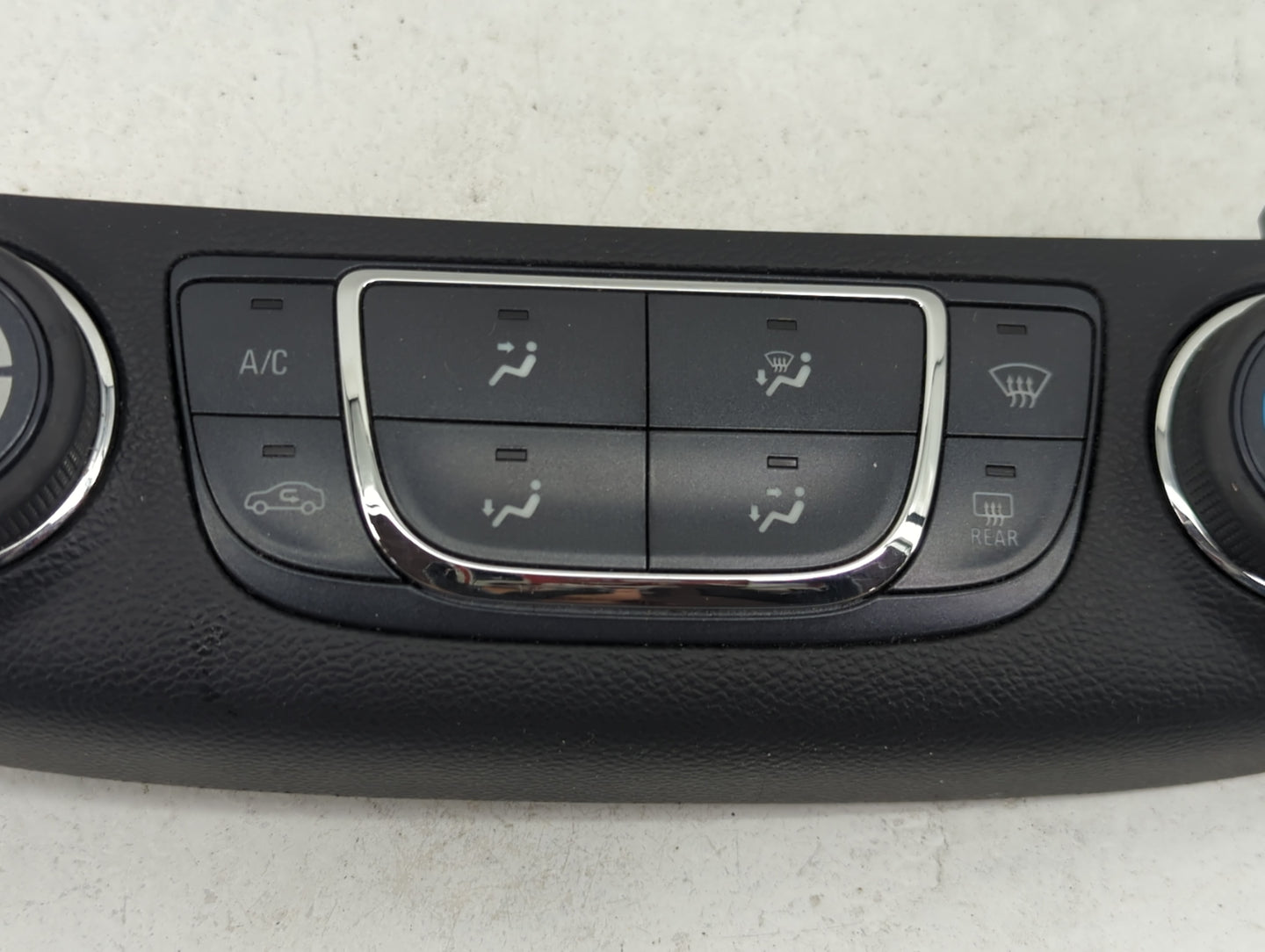 2014-2020 Chevrolet Impala Climate Control Module Temperature AC/Heater Replacement P/N:23453508 7370200000000X Fits OEM Use