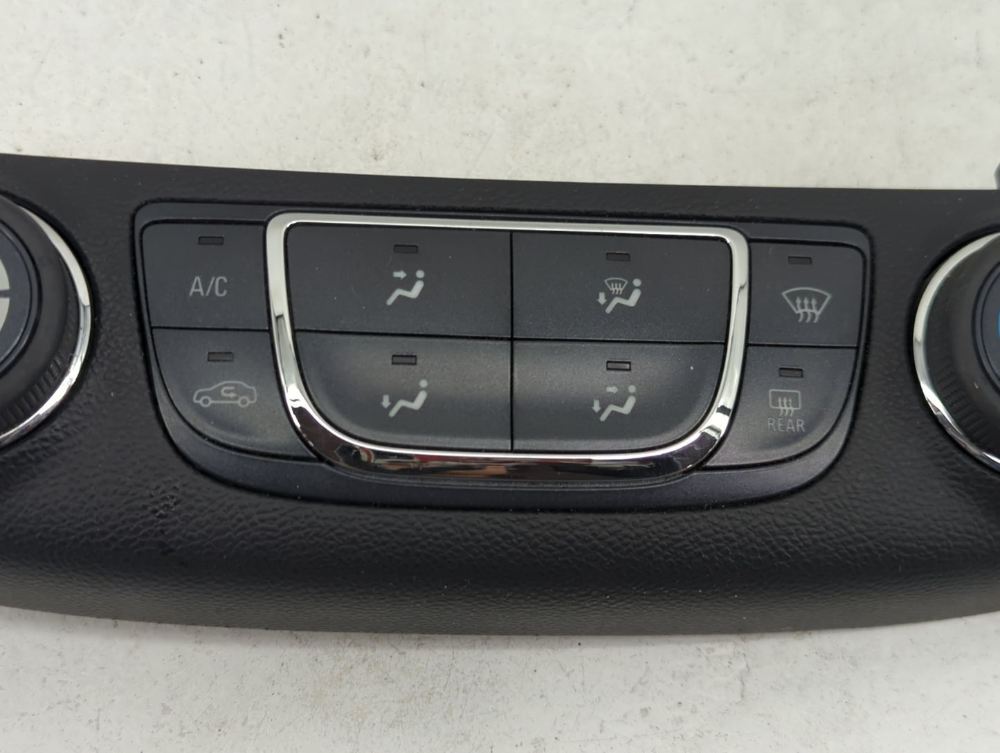 2014-2020 Chevrolet Impala Climate Control Module Temperature AC/Heater Replacement P/N:23453508 7370200000000X Fits OEM Use