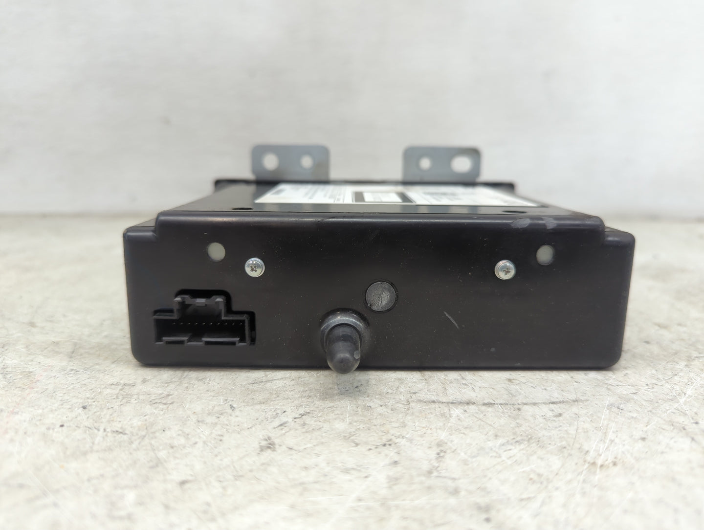 2015 Chevrolet Impala Radio AM FM Cd Player Receiver Replacement P/N:13594480 Fits OEM Used Auto Parts - Oemusedautoparts1.c