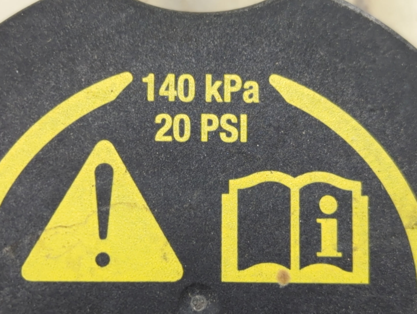 2014 Chevrolet Impala Radiator Coolant Overflow Expansion Tank Bottle 1465826 - Oemusedautoparts1.com