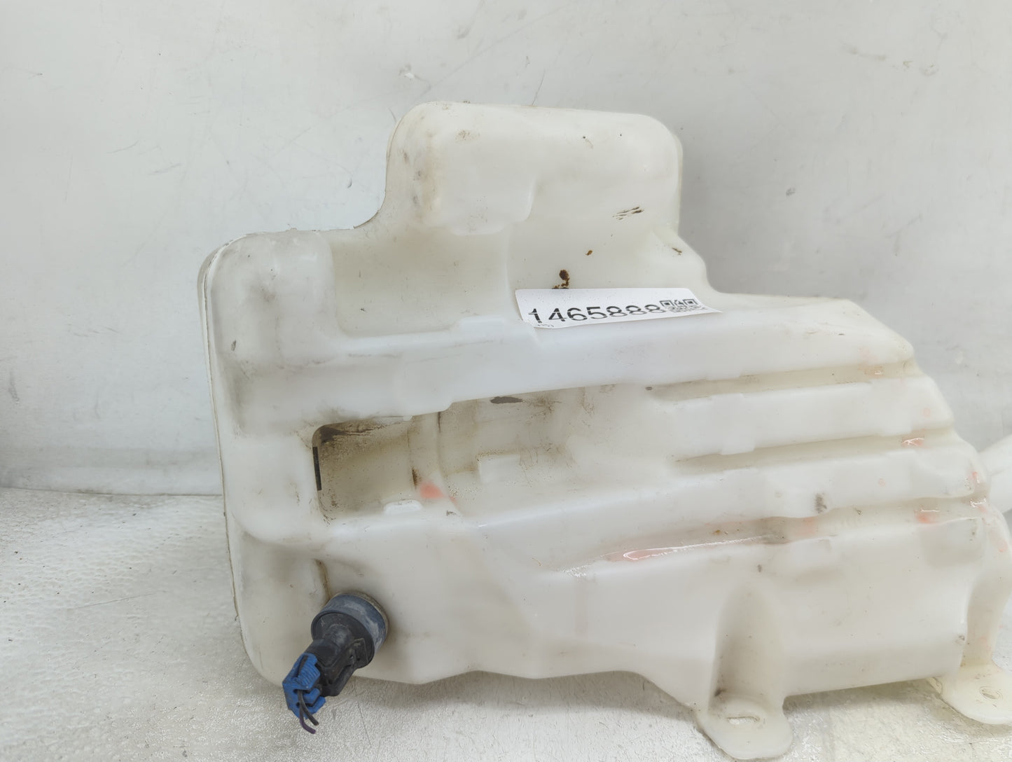 2014-2020 Chevrolet Impala Windshield Washer Fluid Reservoir Bottle Oem 1465888 - Oemusedautoparts1.com