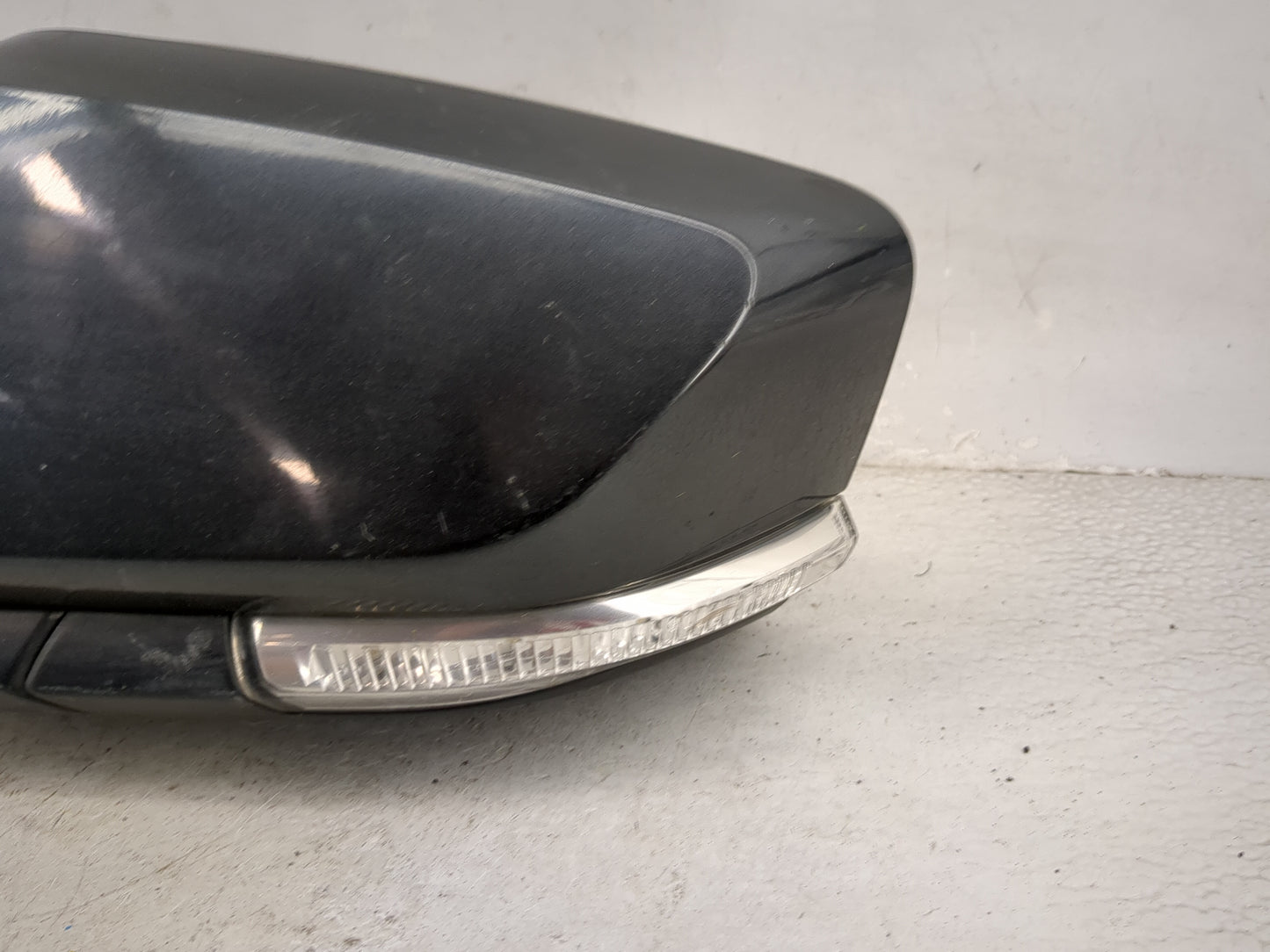 2015 Chevrolet Impala Driver Side View Mirror - Left Door Mirror OEM Used - Oemusedautoparts1.com