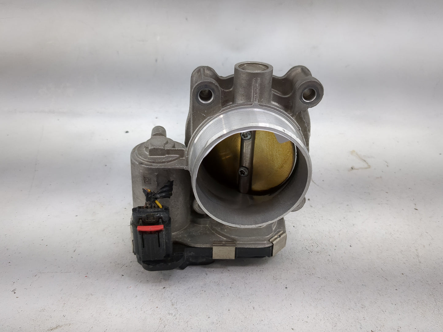2014-2015 Chevrolet Impala Throttle Body P/N:12627217 Fits Fits 2013 2014 2015 2017 2018 2019 2020 OEM Used Auto Parts - Oem