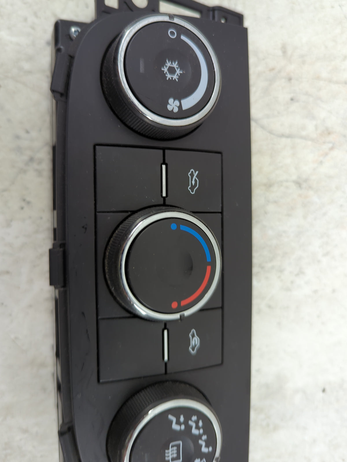 2012-2016 Chevrolet Impala Climate Control Module Temperature AC/Heater Replacement P/N:22884768 Fits OEM Used Auto Parts - 