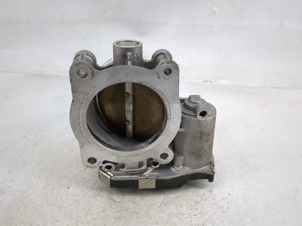 2014-2015 Chevrolet Impala Throttle Body P/N:12627217 Fits Fits 2013 2014 2015 2017 2018 2019 2020 OEM Used Auto Parts - Oem