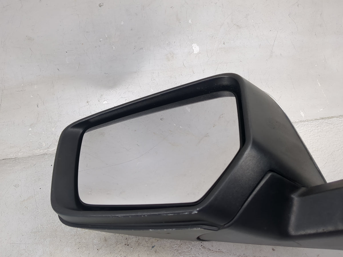 2014-2015 Chevrolet Impala Driver Side View Mirror - Left Door Mirror OEM Used - Oemusedautoparts1.com