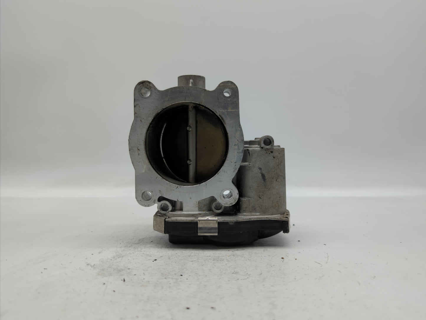 2014-2015 Chevrolet Impala Throttle Body P/N:12627217DA 12669073DA Fits Fits 2013 2014 2015 2017 2018 OEM Used Auto Parts - 