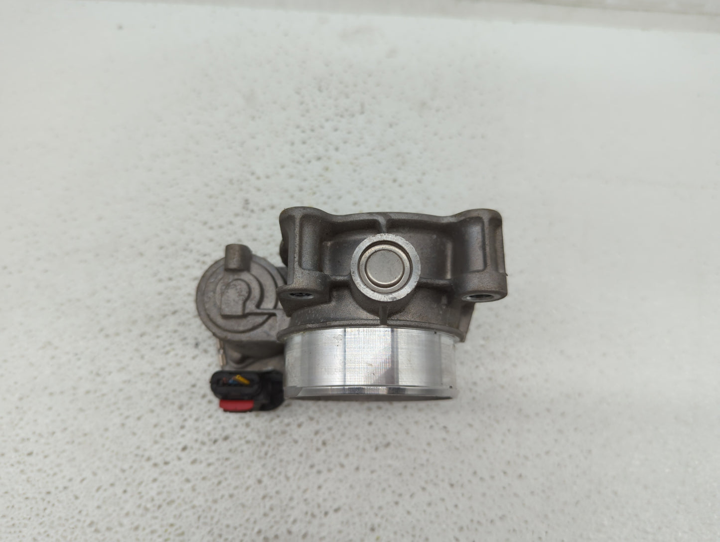 2014-2015 Chevrolet Impala Throttle Body P/N:12627217DA 12669073DA Fits Fits 2013 2014 2015 2017 2018 OEM Used Auto Parts - 