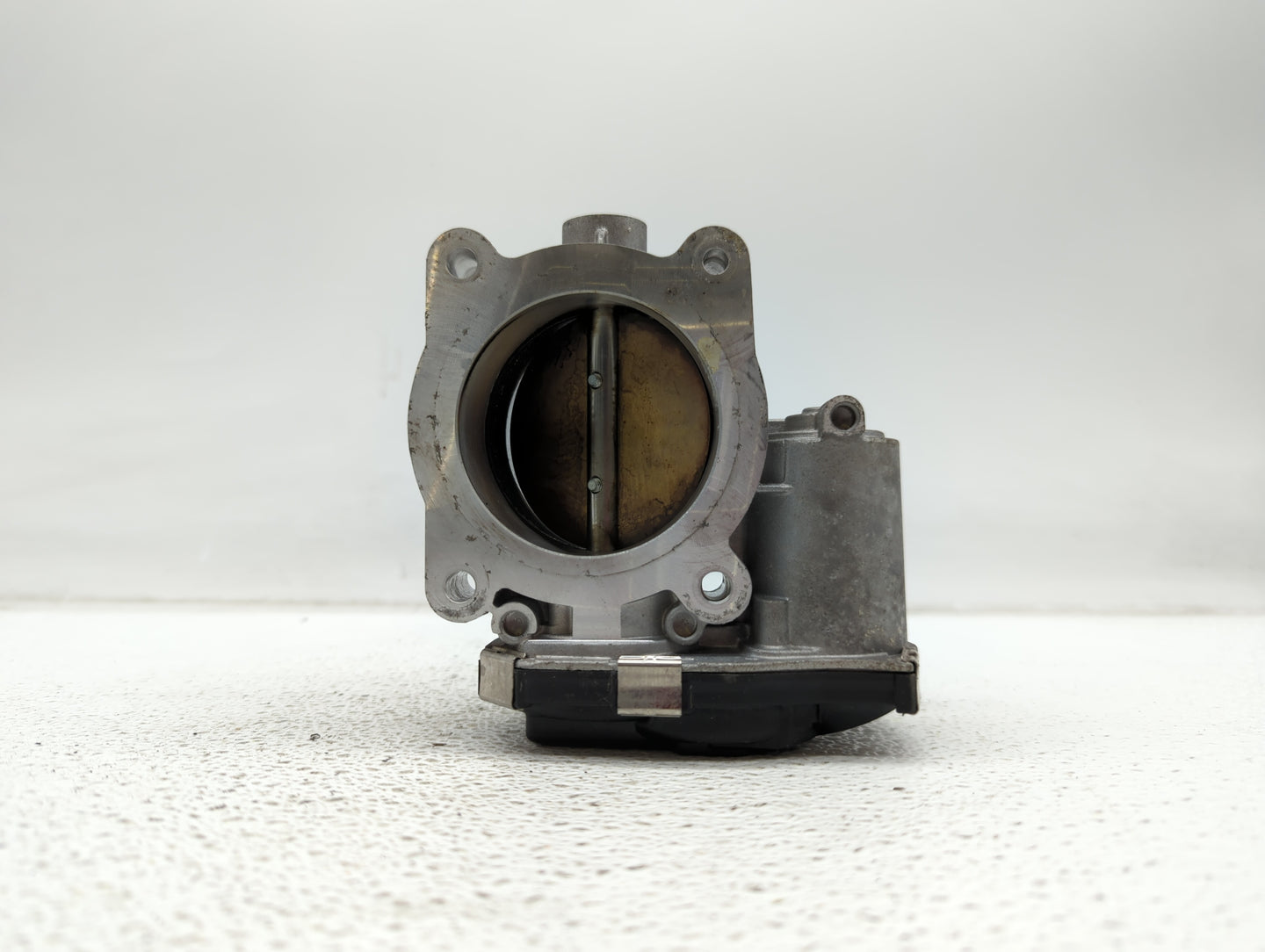 2014-2015 Chevrolet Impala Throttle Body P/N:12627217DA 12669073DA Fits Fits 2013 2014 2015 2017 2018 OEM Used Auto Parts - 