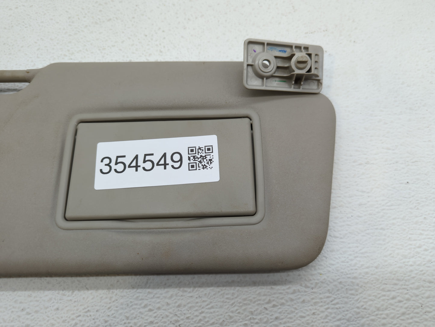 2006-2016 Chevrolet Impala Sun Visor Shade Replacement Passenger Right Mirror Fits OEM Used Auto Parts - Oemusedautoparts1.c