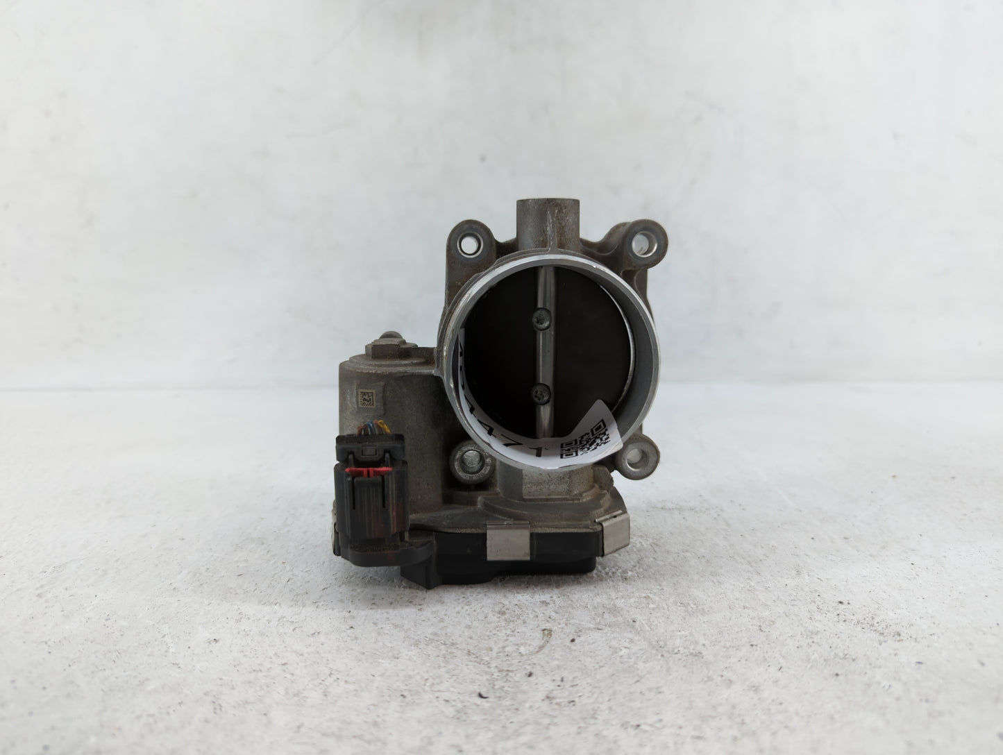 2014-2015 Chevrolet Impala Throttle Body P/N:12670839AA 12627217DA, 12669073DA Fits Fits 2013 2014 2015 2017 2018 OEM Used A
