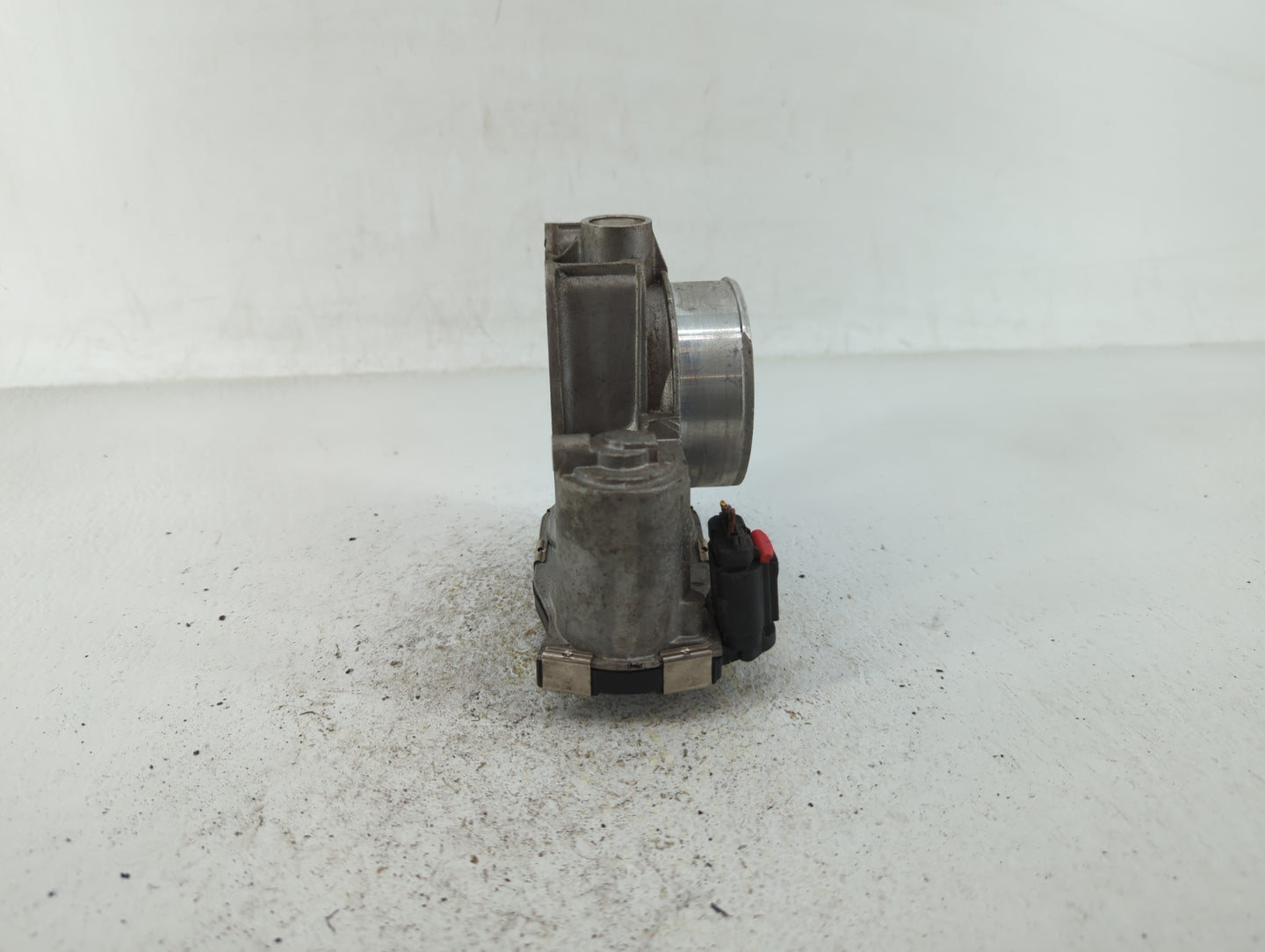 2014-2015 Chevrolet Impala Throttle Body P/N:12670839AA 12627217DA, 12669073DA Fits Fits 2013 2014 2015 2017 2018 2019 2020 