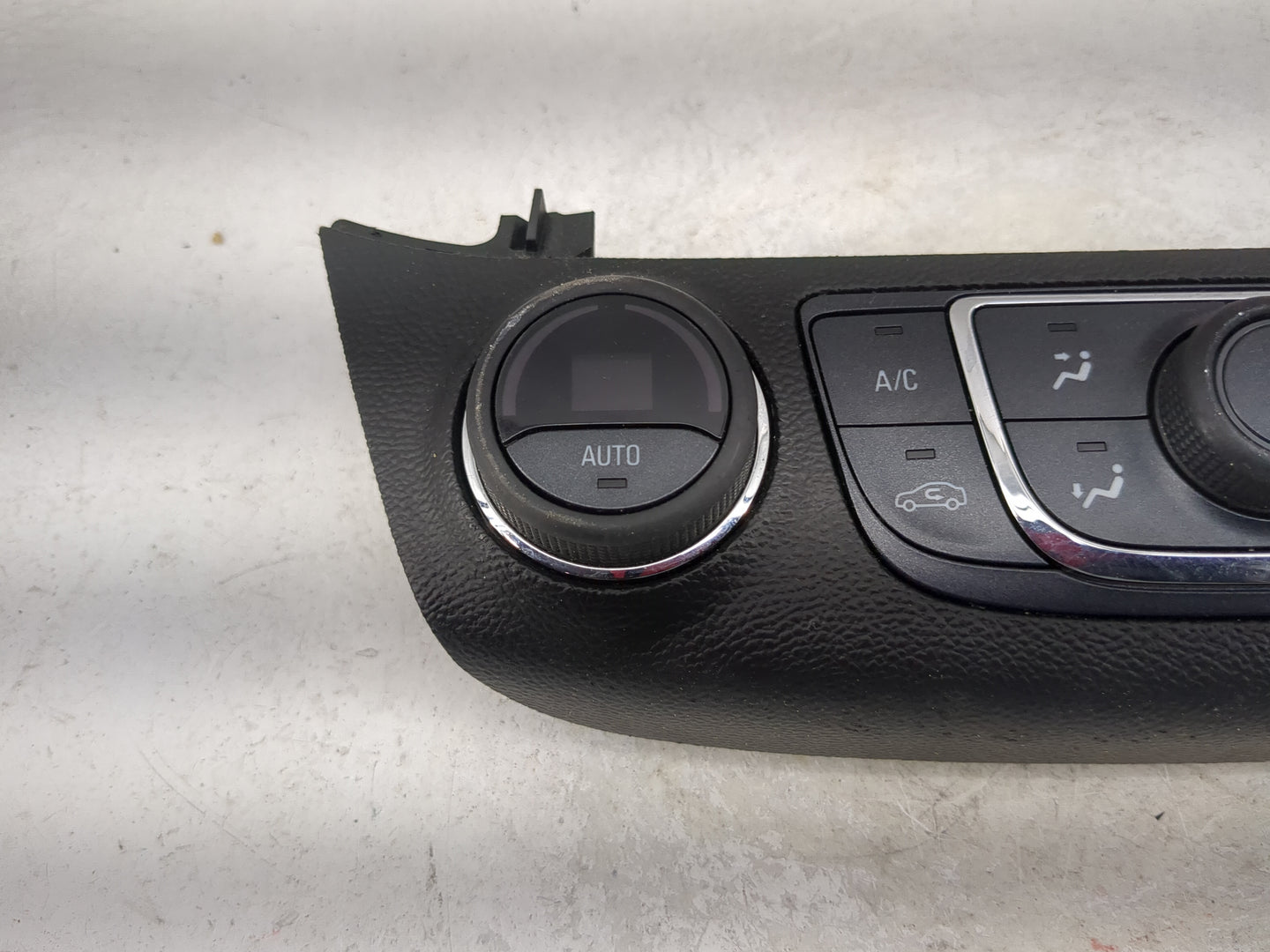 2014-2020 Chevrolet Impala Climate Control Module Temperature AC/Heater Replacement P/N:23450509 7370200000000X Fits OEM Use