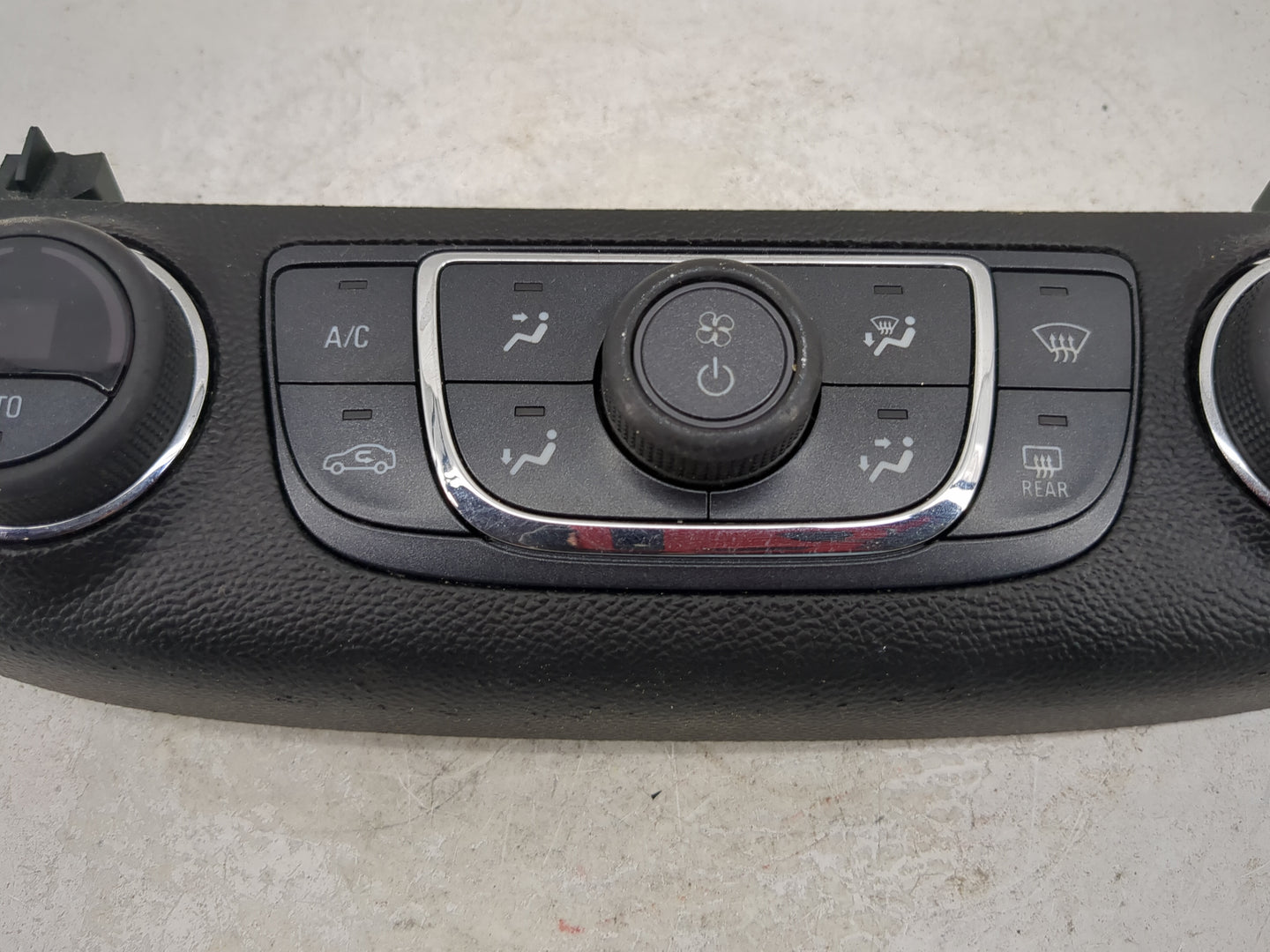 2014-2020 Chevrolet Impala Climate Control Module Temperature AC/Heater Replacement P/N:23450509 7370200000000X Fits OEM Use
