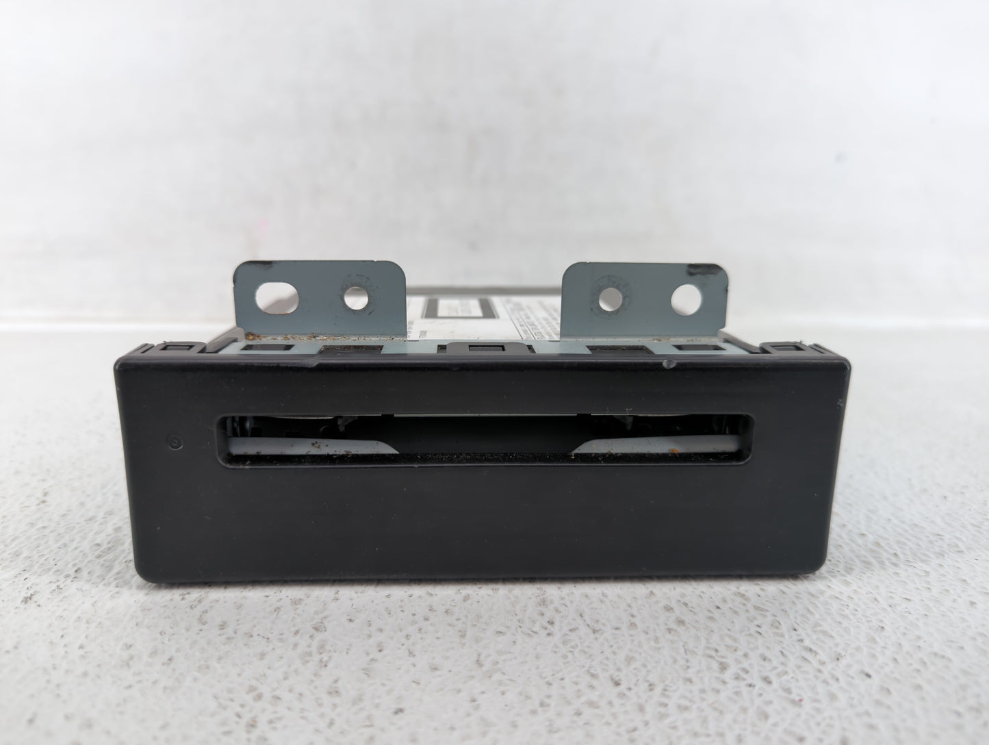 2015 Chevrolet Impala Radio AM FM Cd Player Receiver Replacement P/N:13594480 Fits OEM Used Auto Parts - Oemusedautoparts1.c
