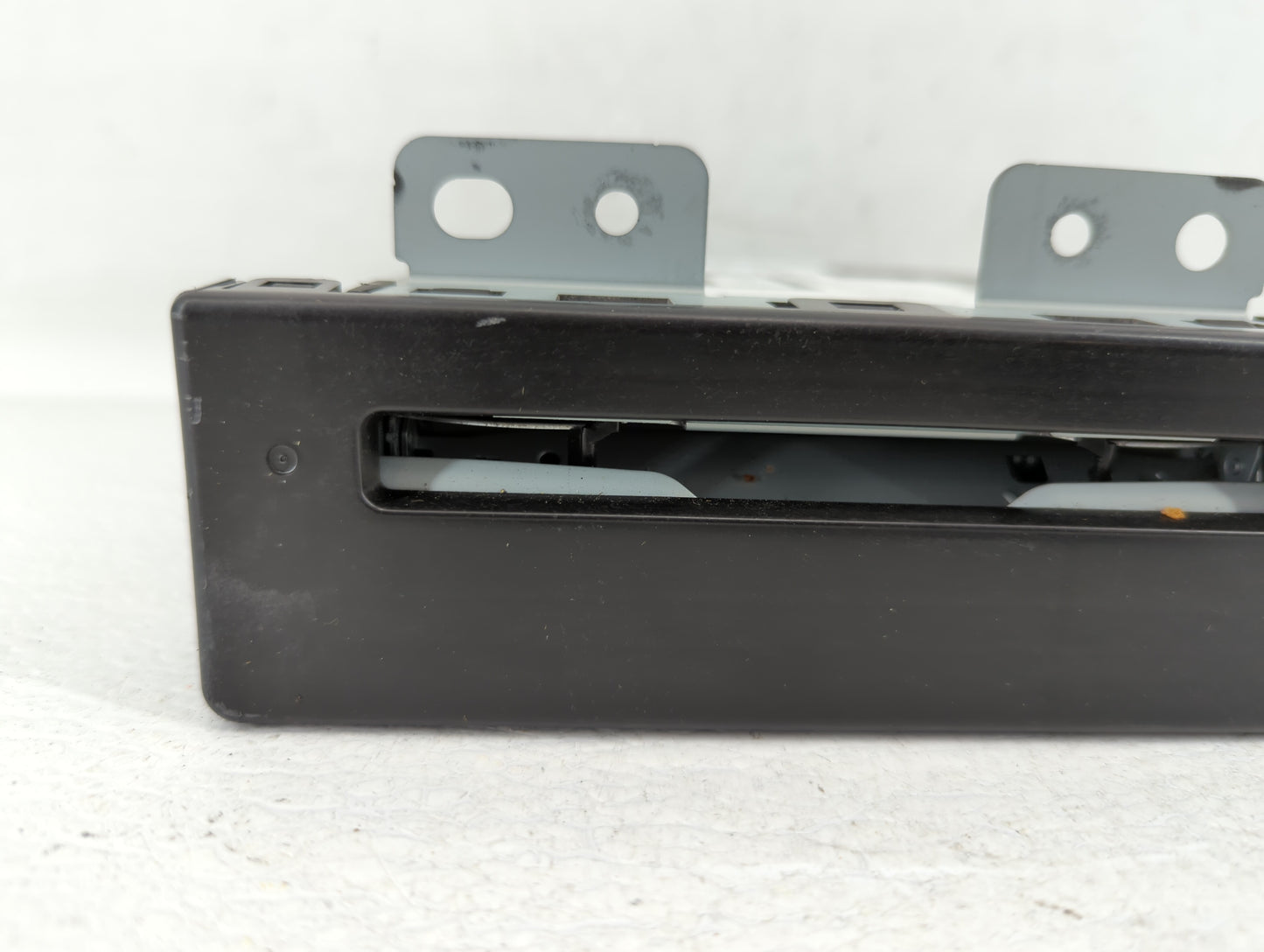 2015-2015 Chevrolet Impala Am Fm Cd Player Radio Receiver - Oemusedautoparts1.com