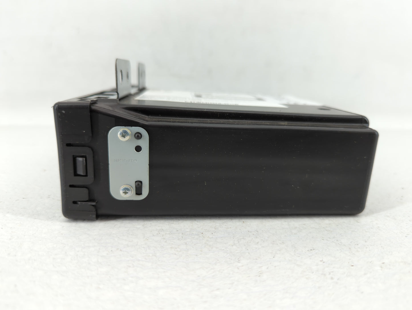2015-2015 Chevrolet Impala Am Fm Cd Player Radio Receiver - Oemusedautoparts1.com