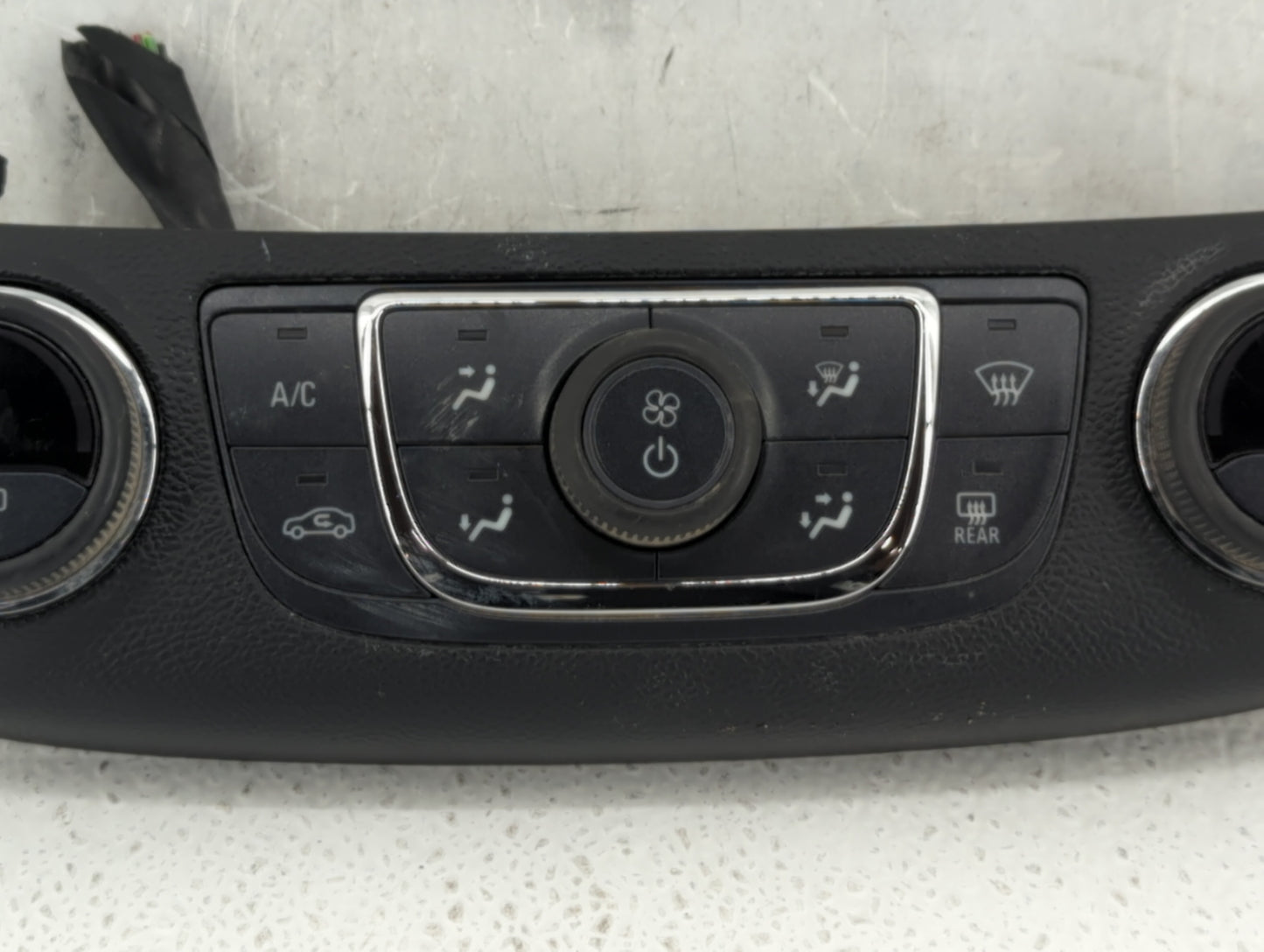 2014-2020 Chevrolet Impala Climate Control Module Temperature AC/Heater Replacement P/N:23453509 Fits OEM Used Auto Parts - 