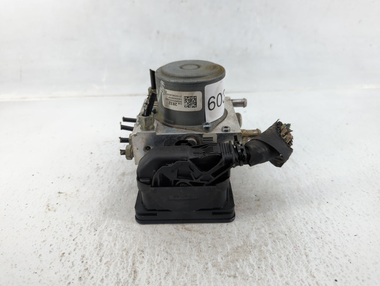 2014-2016 Chevrolet Impala ABS Pump Control Module Replacement P/N:23492832 Fits Fits 2014 2015 2016 OEM Used Auto Parts - O