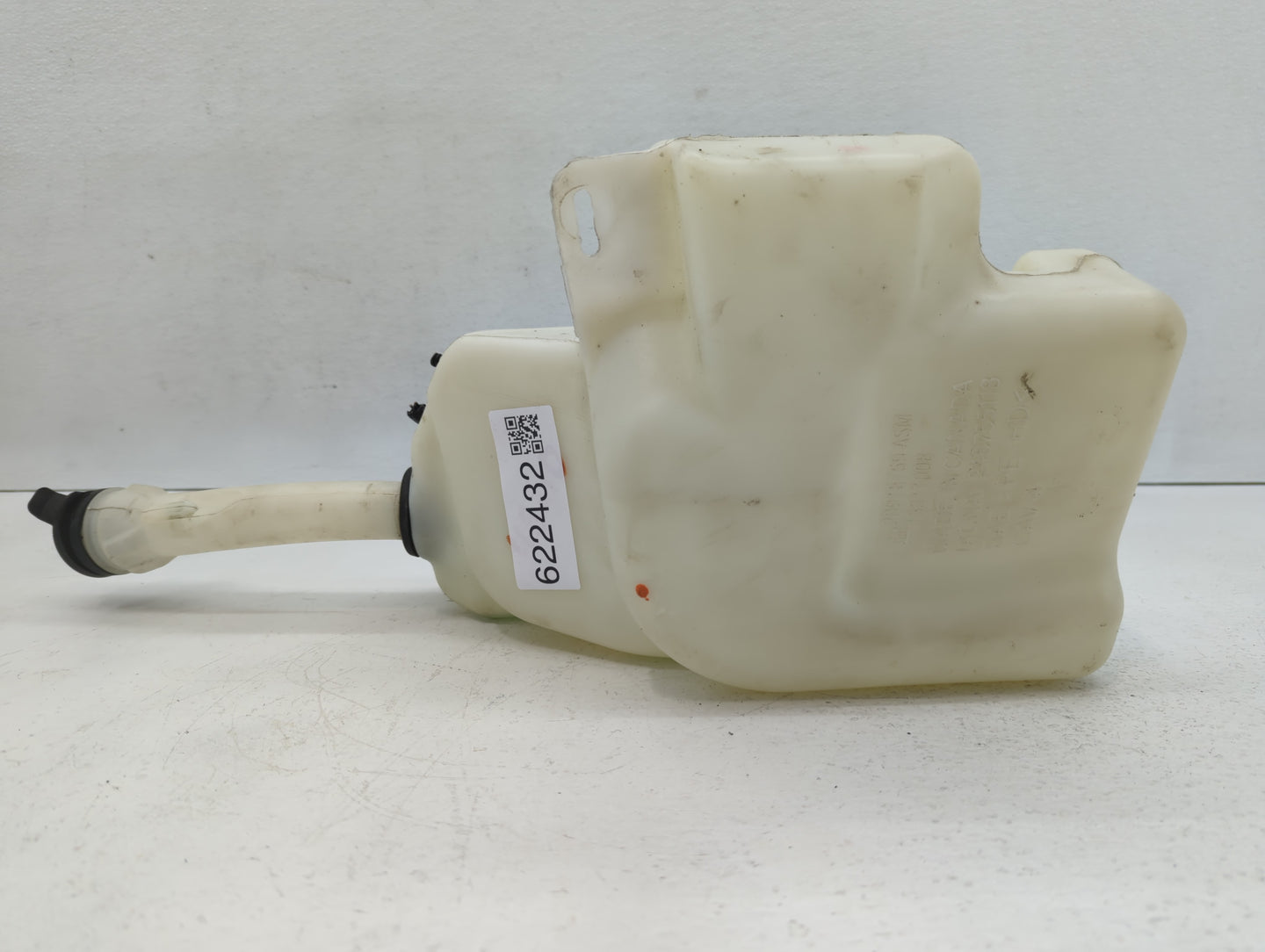 2014-2020 Chevrolet Impala Windshield Washer Fluid Reservoir Bottle Oem - Oemusedautoparts1.com