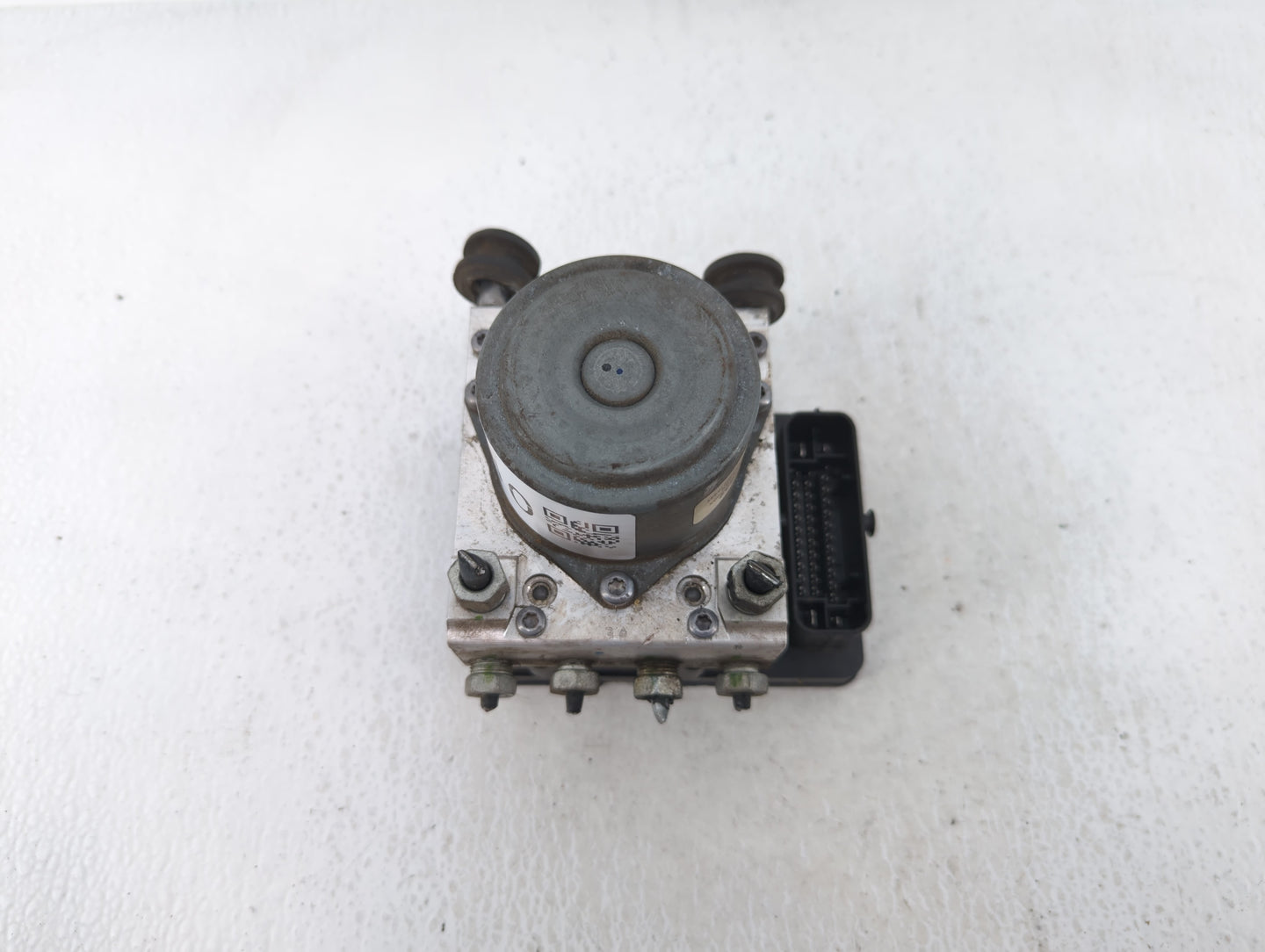 2014-2016 Chevrolet Impala ABS Pump Control Module Replacement P/N:23492832 Fits Fits 2014 2015 2016 OEM Used Auto Parts - O