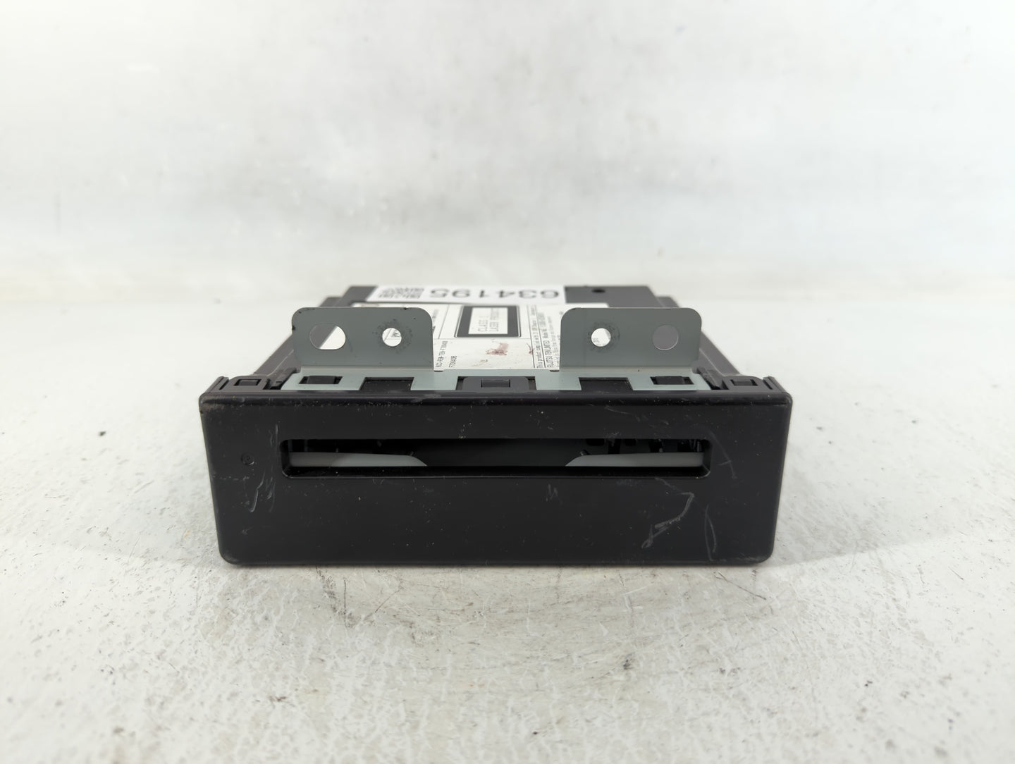 2015-2015 Chevrolet Impala Am Fm Cd Player Radio Receiver - Oemusedautoparts1.com