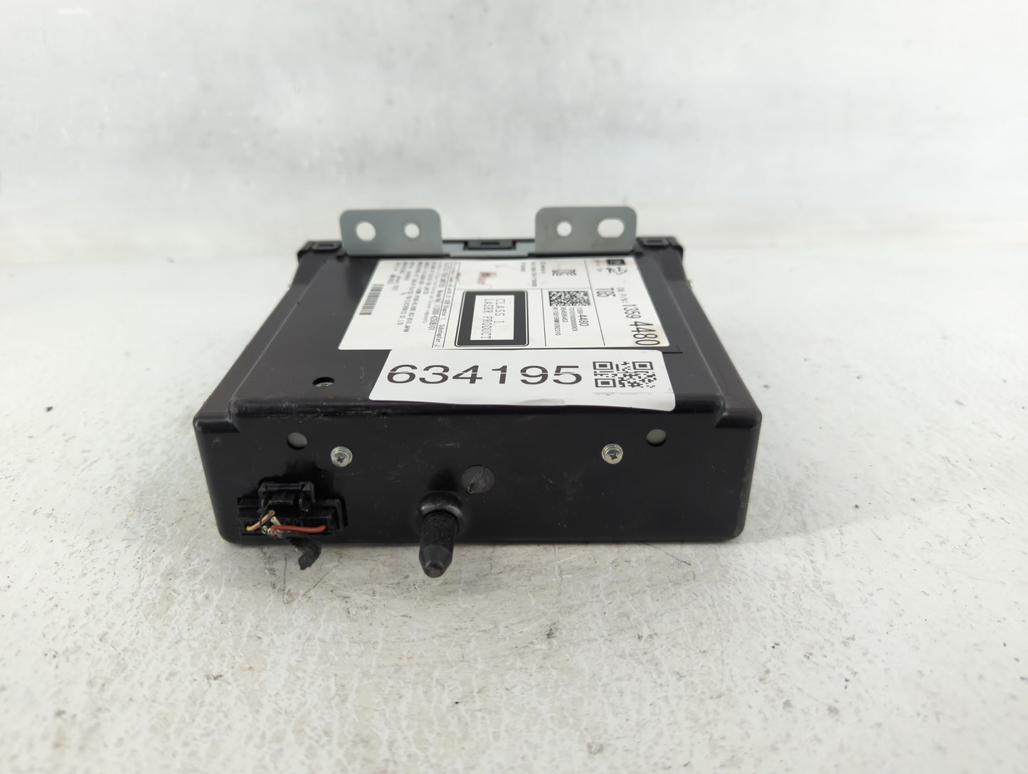 2015-2015 Chevrolet Impala Am Fm Cd Player Radio Receiver - Oemusedautoparts1.com