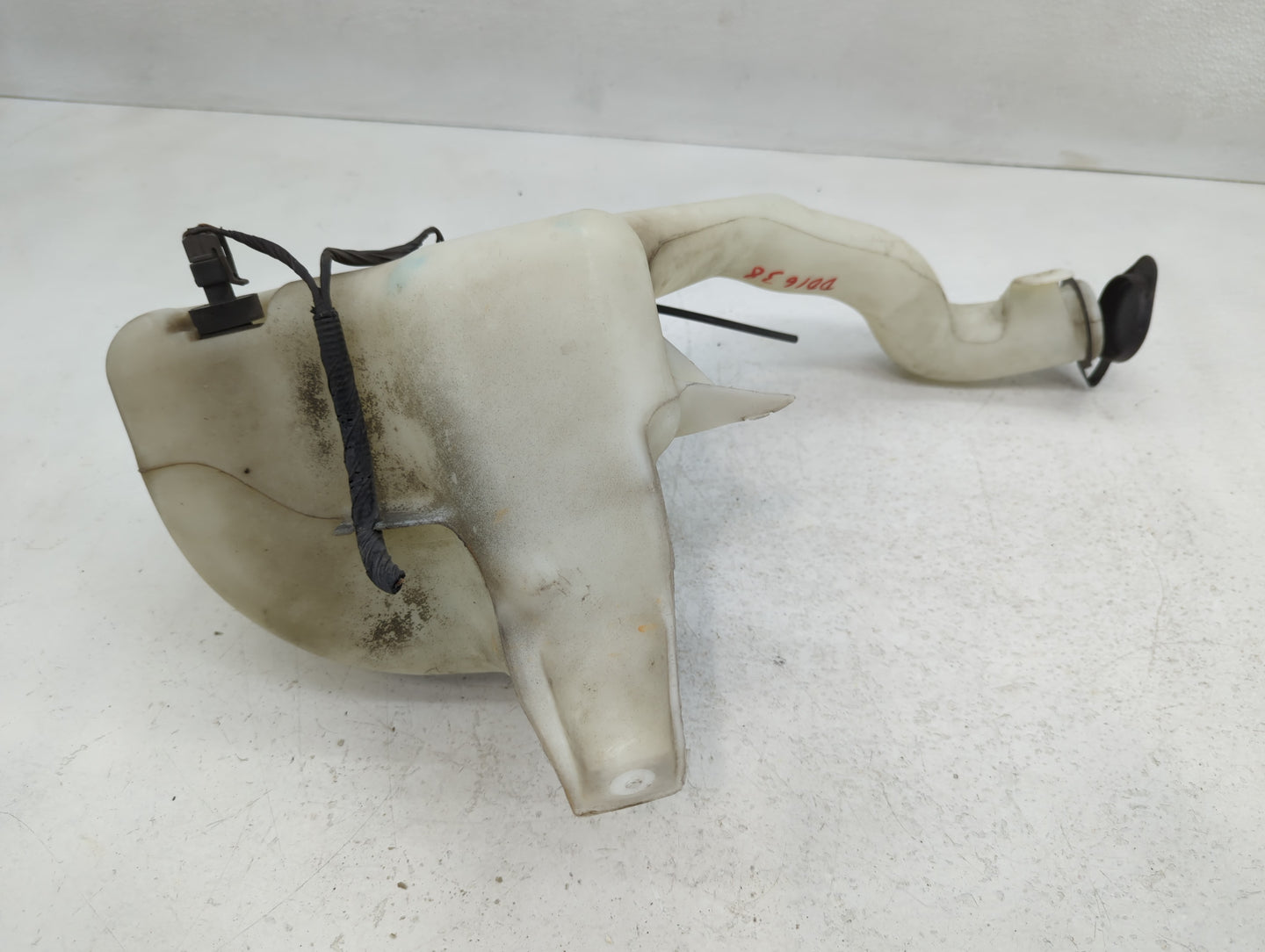 2006-2016 Chevrolet Impala Windshield Washer Fluid Reservoir Bottle Oem - Oemusedautoparts1.com