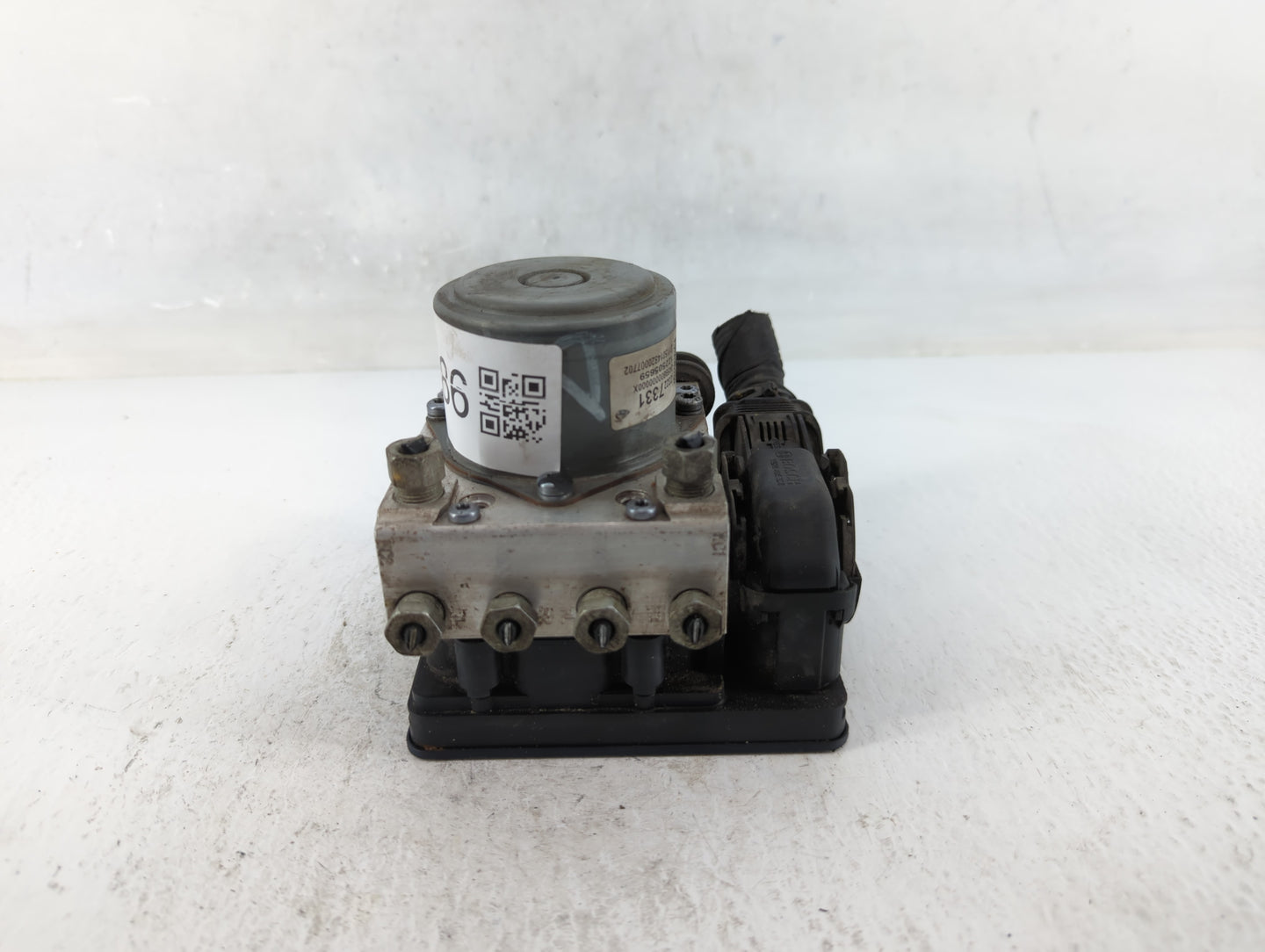2014-2016 Chevrolet Impala ABS Pump Control Module Replacement P/N:23227331 Fits Fits 2014 2015 2016 OEM Used Auto Parts - O