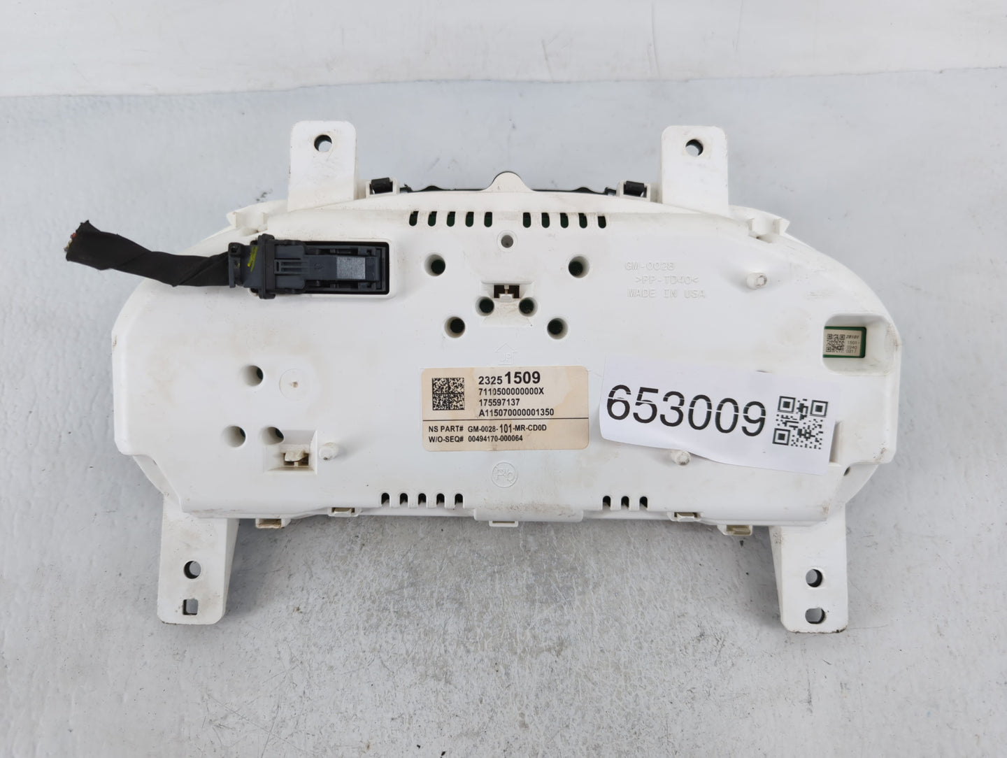 2015 Chevrolet Impala Instrument Cluster Speedometer Gauges P/N:23251509 Fits OEM Used Auto Parts - Oemusedautoparts1.com