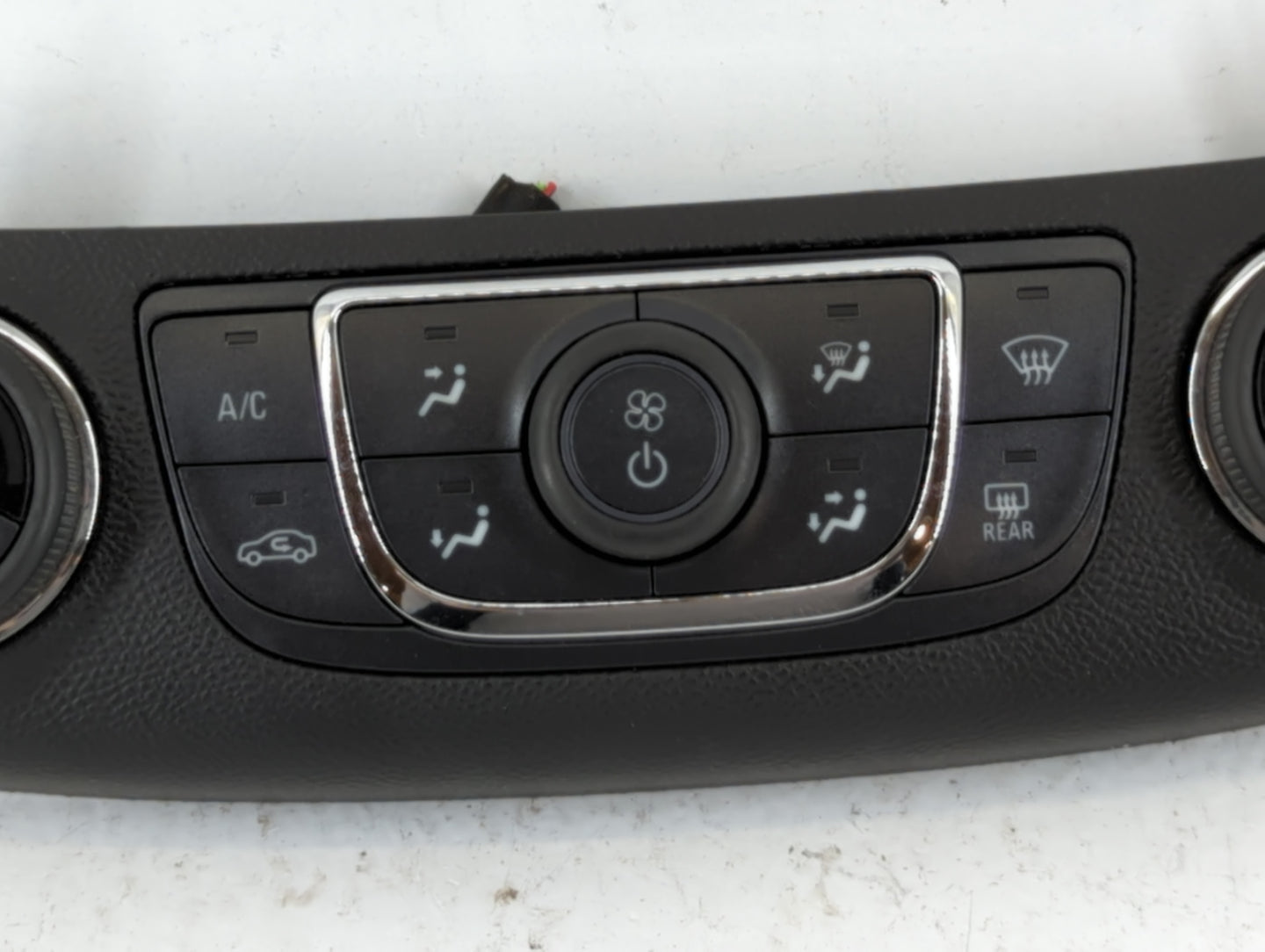 2014-2020 Chevrolet Impala Climate Control Module Temperature AC/Heater Replacement P/N:23453509 Fits OEM Used Auto Parts - 