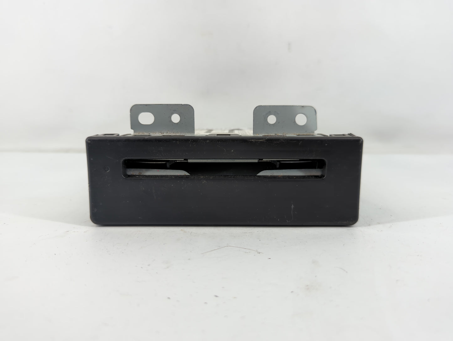 2015 Chevrolet Impala Radio AM FM Cd Player Receiver Replacement P/N:13594480 Fits OEM Used Auto Parts - Oemusedautoparts1.c