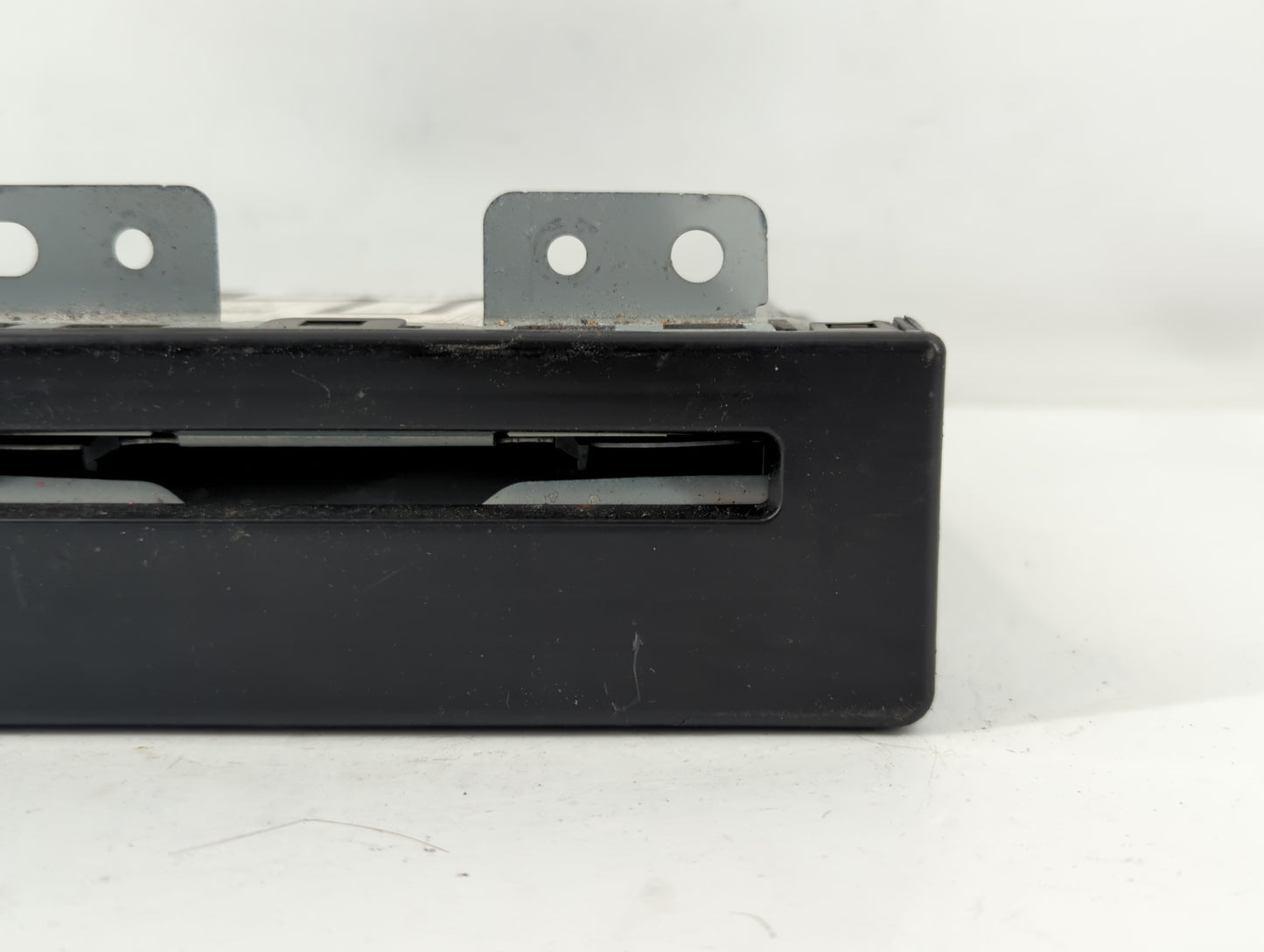 2015 Chevrolet Impala Radio AM FM Cd Player Receiver Replacement P/N:13594480 Fits OEM Used Auto Parts - Oemusedautoparts1.c